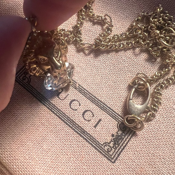 GUCCI NEW NIB lion head gold chain necklace with white crystal dustbag box - Picture 4 of 6